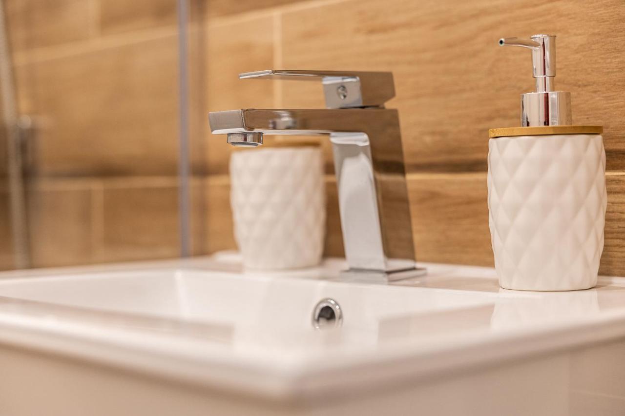 Luxury Studio Living High-End Amenities And Great Location By Flat Mаnager Sofia Eksteriør bilde