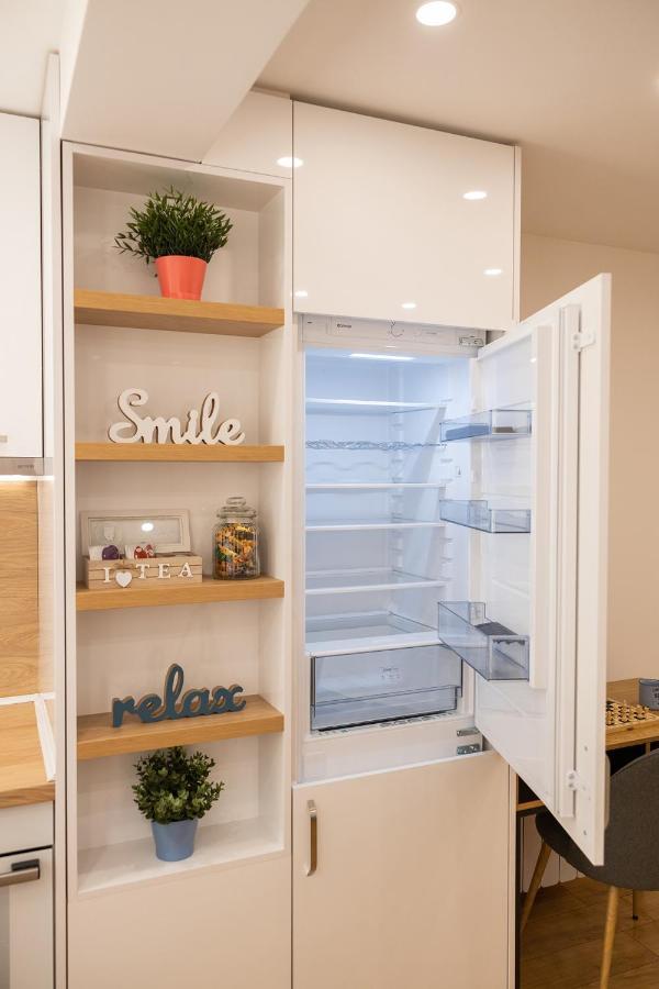 Luxury Studio Living High-End Amenities And Great Location By Flat Mаnager Sofia Eksteriør bilde