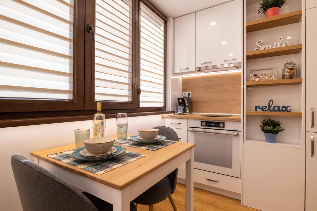 Luxury Studio Living High-End Amenities And Great Location By Flat Mаnager Sofia Eksteriør bilde