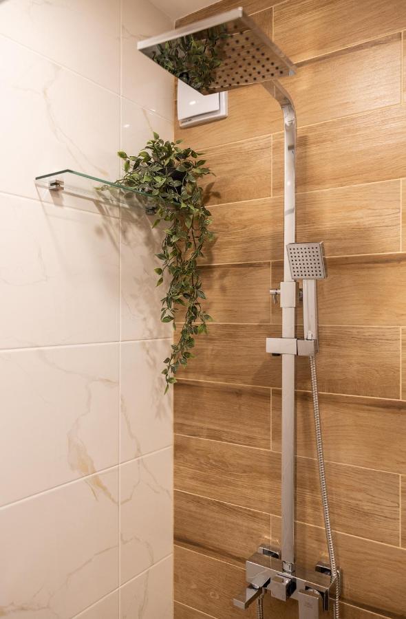 Luxury Studio Living High-End Amenities And Great Location By Flat Mаnager Sofia Eksteriør bilde